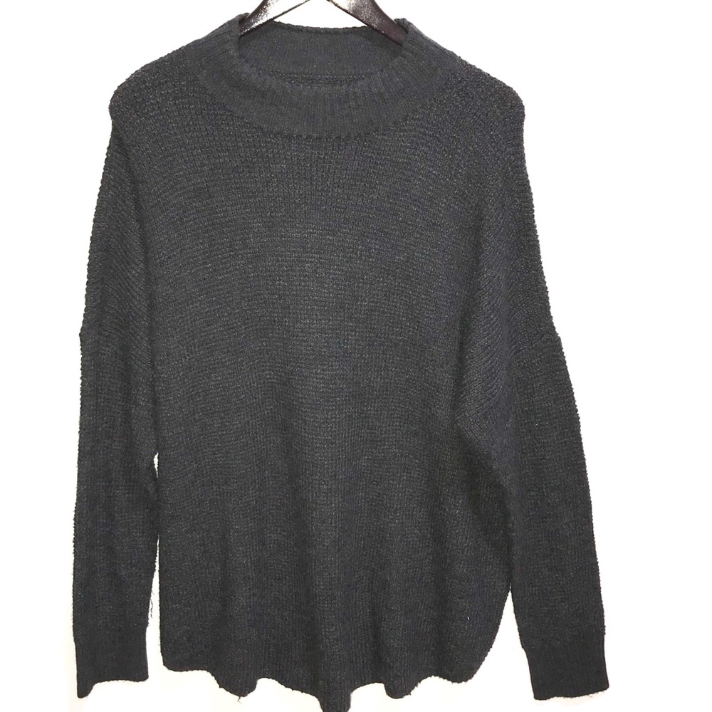 American Eagle || Oversized knit sweater NWT
